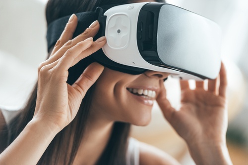 VR